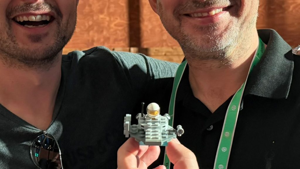 Mini Millenium Falcon koelkastmagneet van LEGO® bouwstenen